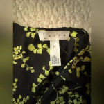 Leith  women’s puff shoulder wrap black lime green silk like shirt size‎ 1XL Photo 1