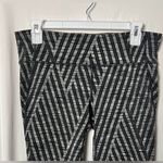 GapFit gFast Grey Multi Stripe Spacedye Jacquard Capri Size Medium Photo 2