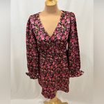 VERO MODA  Elly Floral V-Neck Long‎ Sleeve Mini Dress Tagged Large Fits Small Photo 1