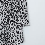 L'Agence NWT  Womens Leopard Popover Tunic Top Size XS Roll Tab Sleeve Mob Wife Photo 2