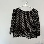 Cupcakes and Cashmere Black & White Diamond Print Slightly Cropped Top Size Large Photo 2