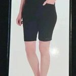 Hilary Radley  Woman’s Bermuda Black Shorts NWT A3 Photo 3