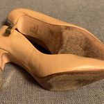 Guess by Marciano Guess Marciano tan patent leather with gold colored Heels, size 9 Photo 7