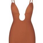 SKIMS NTW / DEEP PLUNGE SHAPEWEAR MID THIGH BODYSUIT Photo 0