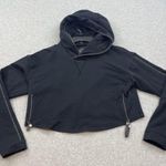 Gymshark  Cropped Hoodie Black Pull Over Sweatshirt Zipper Accents Size Medium Photo 2