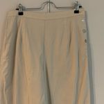 Orvis Womens Pants Cream Solid Cropped Beachy Medium Photo 1