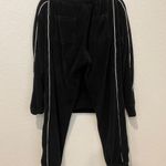 EllandEmm EE Lip Velour V Photo 9