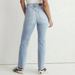 Madewell | The Curvy Perfect Vintage Jean Photo 3