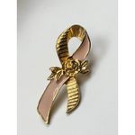 AVON Gold & Pink Awareness Ribbon Pin With Rose In Gift Box Photo 2