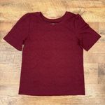 Loft Women's Jacquered Floral Patterned Short-sleeve Burgundy Crewneck Top Photo 0