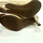 Mootsies Tootsies Peep Toe Nude Color Low Heel Open Toe heels size 8 Photo 9