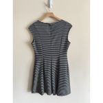 Gap Women's Size 10 Black Ponte Cap sleeve Stripe Crew-Neck Skater Dress Shift Photo 3