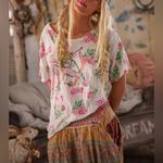 Magnolia Pearl NWT  Berry Little Archer Tee - white wild strawberries - one size Photo 2