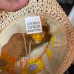 Floral crochet bucket hat Tan Photo 3
