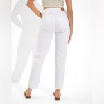 American Eagle  Outfitters white Mom Straight Jeans size 10‎ Photo 1