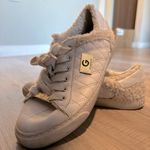 Women's White Shoes Size 7.5 Photo 0