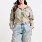 Old Navy  Acid Stone Wash Distressed Boyfriend Jeans Photo 1