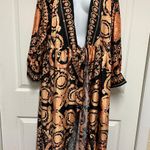 Serozimda Black & Gold Printed Cover Up Robe Photo 3