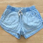 Billabong Shorts Photo 0