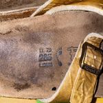 Birki's by Birkenstock soft footbed big buckle sandals Gold L10 M8 Size 10 Photo 11