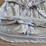 Athleta  skyline skort paper bag waist light gray size 16T Photo 7