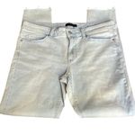 Uniqlo  Light Blue Denim Blue Jeans Frayed Ankle Size 29 EUC #7626 Photo 0