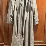 Gallery  brand Sz 6 Rain/Trench Coat with or without tie belt Photo 3