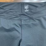 REI Women’s Size Sm Pants Full Length Straight Leg Black Mid Rise Yoga Athletic Photo 3