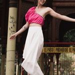 Area NYC magenta pink one shoulder rhinestone embellished crop top Size XS Photo 3