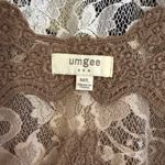 Umgee  Lace vest tan NWOT M/L rose appliqué ruffles lace Photo 8