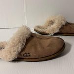 UGG  scuffette sn5661 slippers women size 9 Photo 0