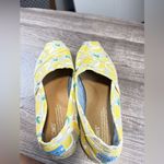 Toms  7.5 Lemon‎  slip on flats shoes espadrilles Photo 3