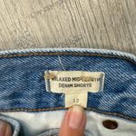 Madewell Light Wash Ripped Relaxed Mid-Length Jean Shorts - Size 32 Photo 3