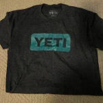 Yeti  shirt size small Photo 0