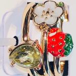 Betsey Johnson  Strawberry Flower Gem Rings Size 7.5 Photo 1