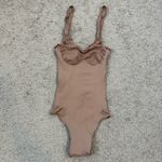 SKIMS  Everyday Sculpt Bodysuit Sienna XS Photo 1