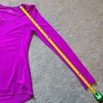 Athleta  Women's Top Size XS Long Sleeve Thumb Hole Scoop Neck High Low Photo 6