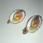 Vintage Gold Tone Floral Bud Flower Ceramic Clip On Earrings Photo 3