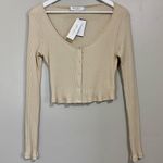 All in Favor Women’s Ribbed Snap Front Crop Long Sleeve Tee Sandshell Sz Lg NWT Photo 0