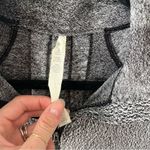 Lululemon Rush Hour 1/2 Zip
Running Luon Spray Jacquard White Black Photo 6