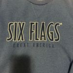 Six Flags Sweatshirt Blue Size L Photo 1
