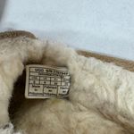 UGG  Women's Dakota Wool‎ Lined Suede Slipper - Size 8. Photo 4