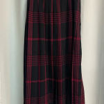 David Brooks Ltd gorgeous bl/red wool pleated skirt size 10 Red Photo 0