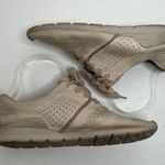 UGG  Women's Size 7.5 TYE Cera Nubuck Leather Lightweight Treadlite Sneakers Pink Photo 2