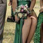 Abby Paris Prom dress Photo 2