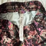 Lululemon  Shorts Hotty Hot 4" Photo 1