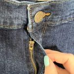 Levi's 505 Straight Leg Women's Jeans Blue Size 33 Waist zip button mid rise Photo 6