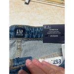 Old Navy  Womans Button Fly Stretch Denim Shorts Sz 8 NWT Photo 2