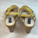 Isaac Mizrahi  Mustard Wedge Sandals  size9.                               ordrA2 Photo 3