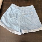 Gianni Bini  Light Wash Chambray Shorts Women’s Size 2 Photo 6